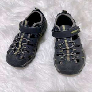Merrell‎ boys sandals size 11